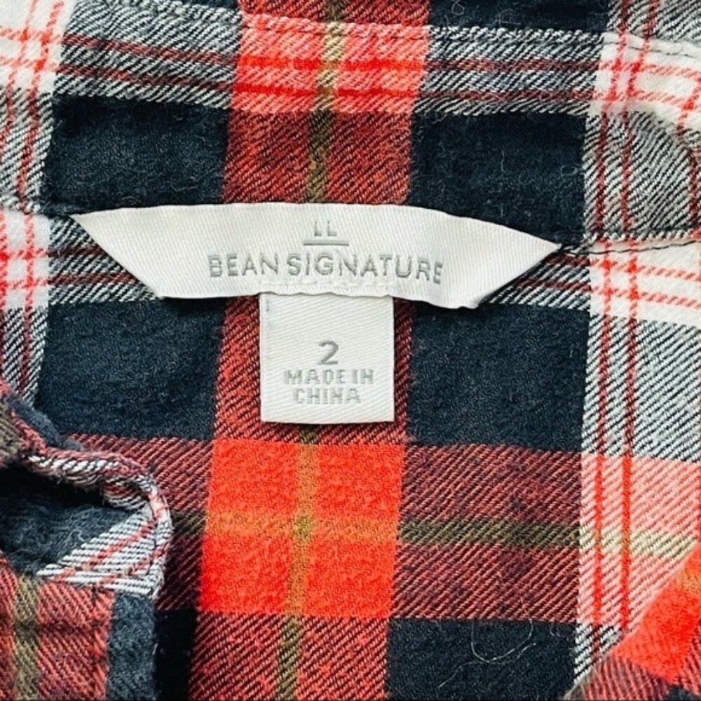 L.L. Bean Signature Camp Flannel Shirt Womens 2 Red Black Plaid Lightweight - Picture 3 of 8